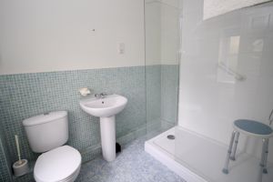 En-Suite- click for photo gallery